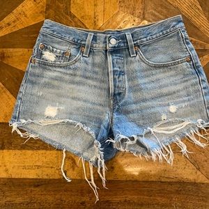 Levi’s 501 Original Cutoff Short